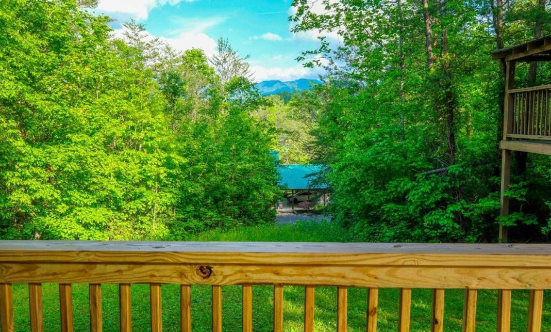 Rocky Top Lodge جاتلينبرج المظهر الخارجي الصورة